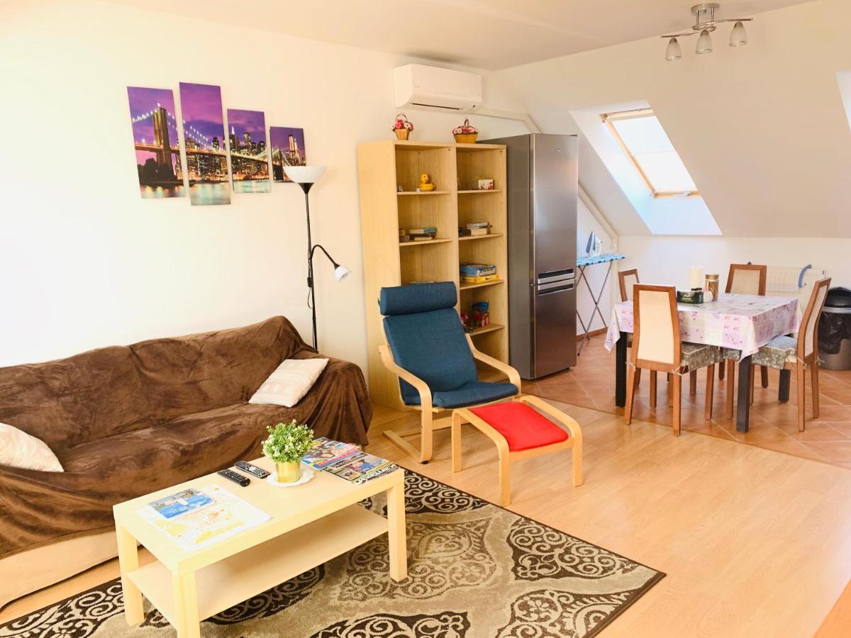 Apartment Biely Kostol Bagian luar foto
