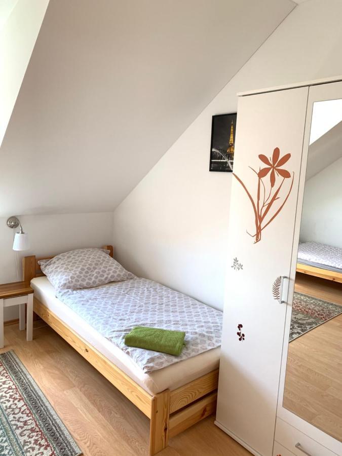 Apartment Biely Kostol Bagian luar foto