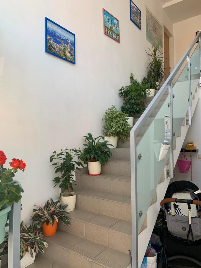 Apartment Biely Kostol Bagian luar foto