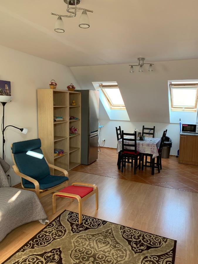Apartment Biely Kostol Bagian luar foto