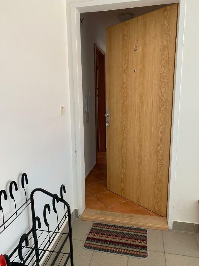 Apartment Biely Kostol Bagian luar foto